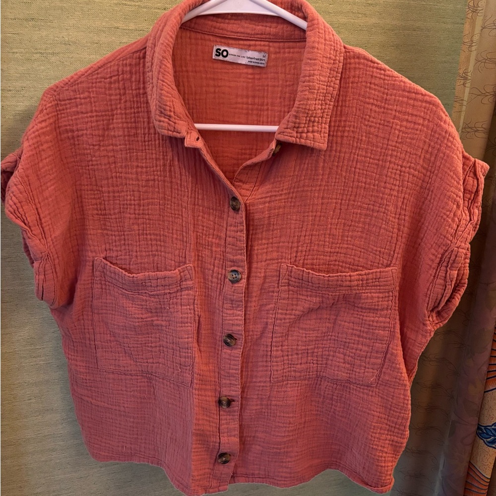 SO Goods For Life Women's Coral Button-Down Textured Short Sleeve Shirt Size M